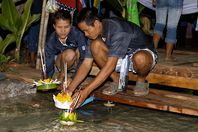 Loi Krathong 2012-076